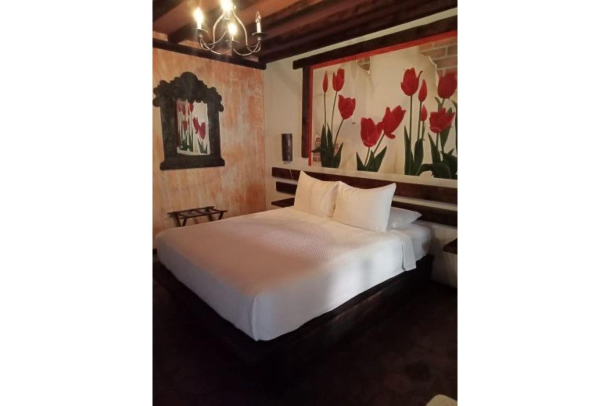 โพซาดา เด ลาส ฟลอเรส โลเรโต Hotel ภายนอก รูปภาพ